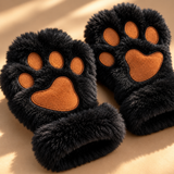 Mabel Plush Cat Paw Mittens
