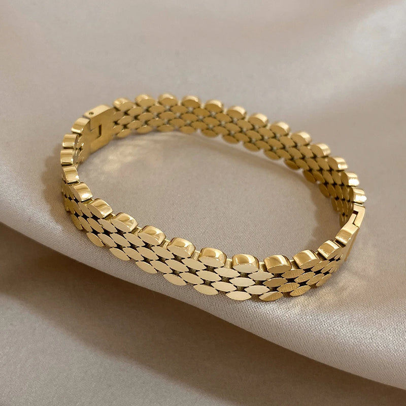 Delicate Radiance Bangle